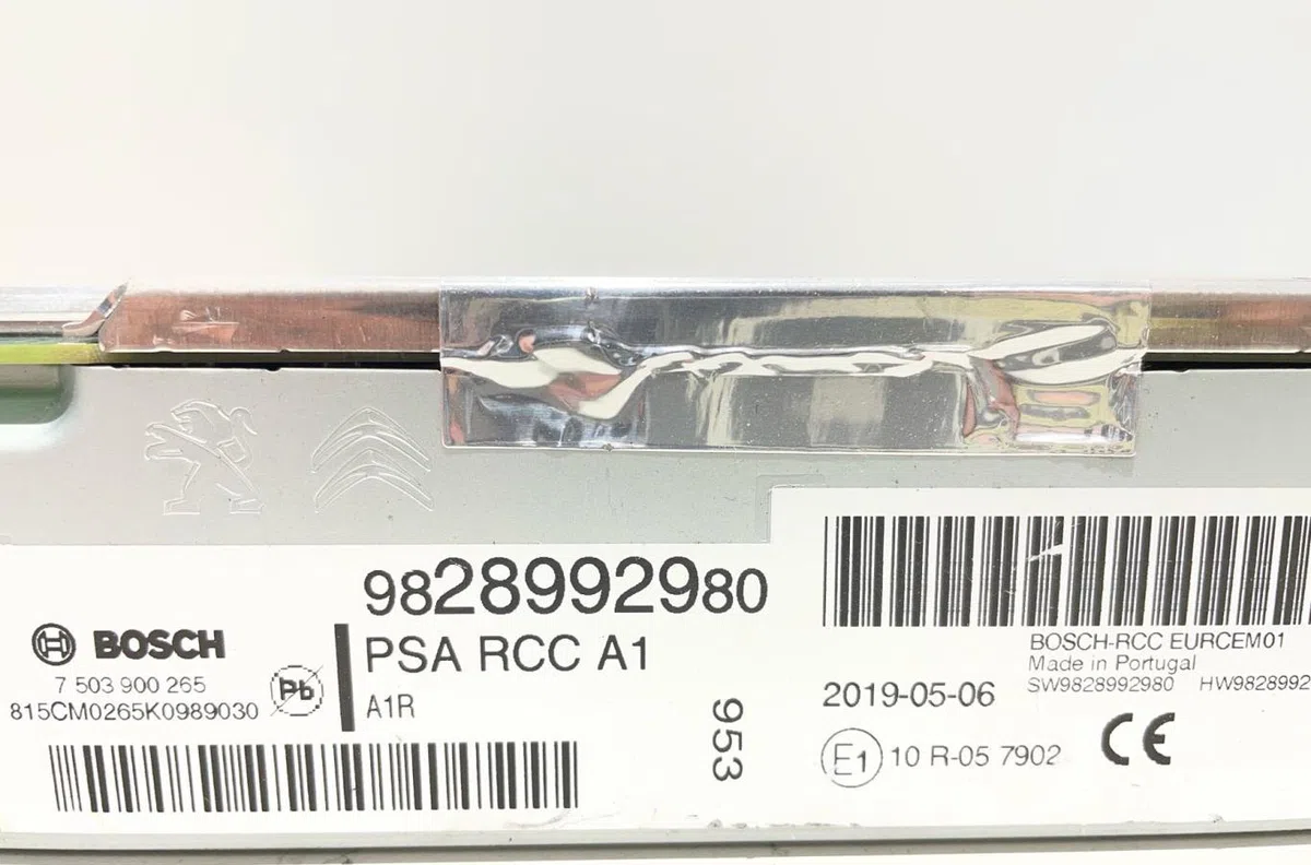 Autoradio Peugeot 208 I (CA_, CC_) 1.5 bluehdi 100 (2018) occasion