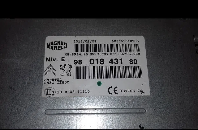 Autoradio Peugeot 208 I (CA_, CC_) 1.6 hdi (2012) 5 portes occasion