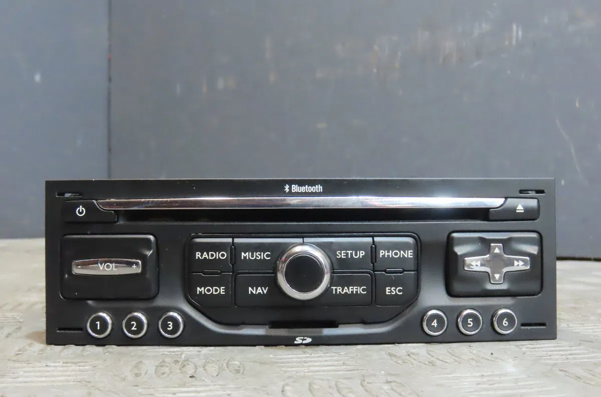 Autoradio Peugeot 3008 Monospace (0U_) 1.6 hdi (2009-2016) 5 portes occasion