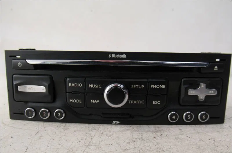 Autoradio Peugeot 3008 Monospace (0U_) 2.0 hdi 150 - bluehdi 150 (2009-2016) 5 portes occasion