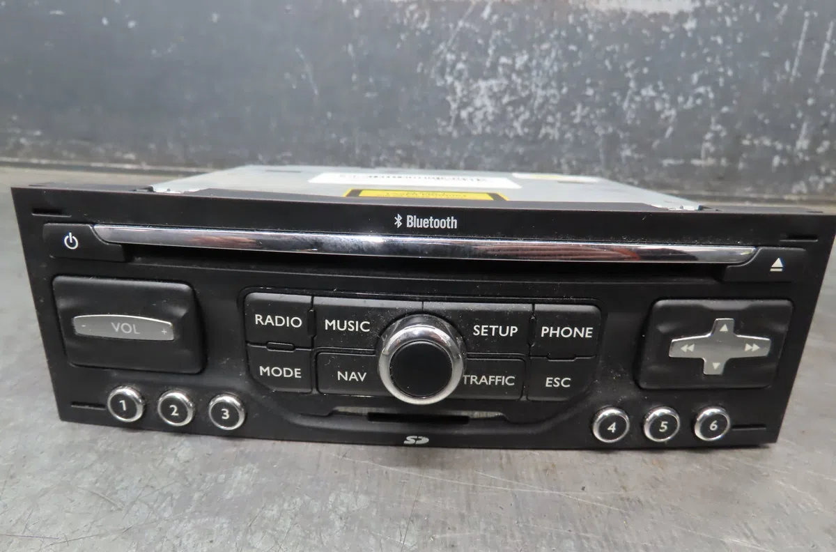 Autoradio Peugeot 3008 Monospace (0U_) 2.0 hdi 150 - bluehdi 150 (2009-2016) 5 portes occasion