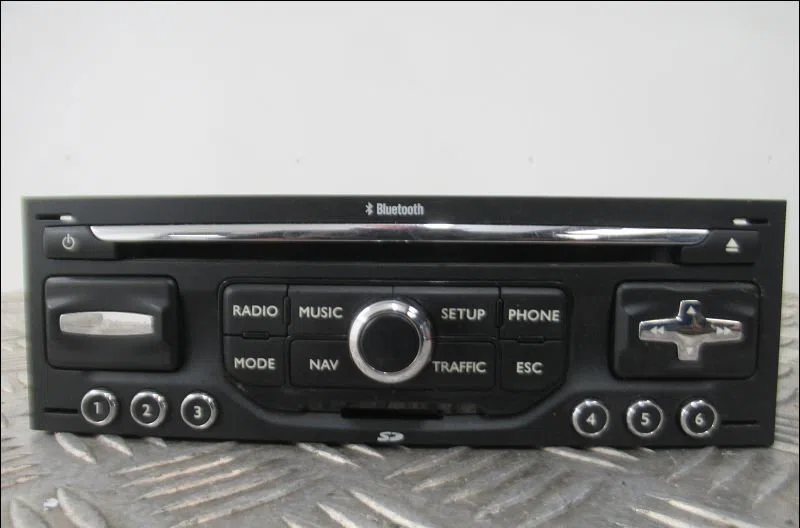 Autoradio Peugeot 3008 Monospace (0U_) 2.0 hdi (2009-2016) 5 portes occasion