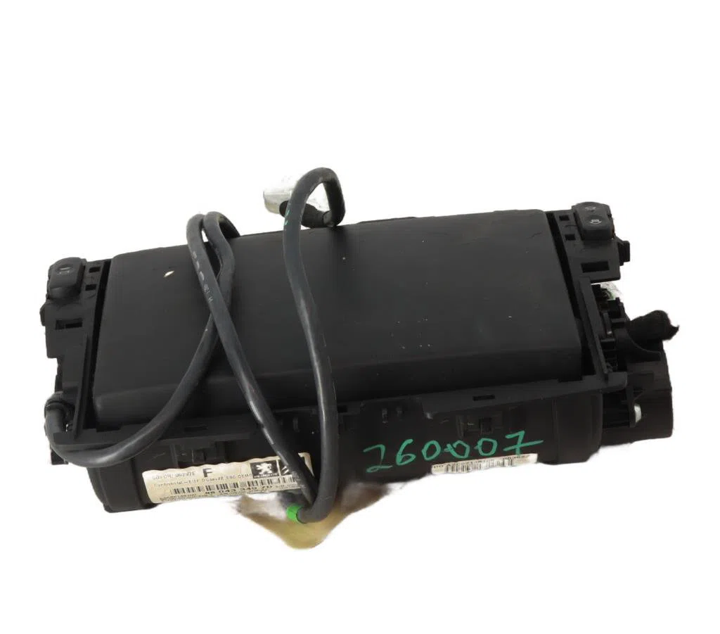 Autoradio Peugeot 3008 Monospace (0U_) 2.0 hdi hybrid4 (0urhca) (2011-2016) occasion