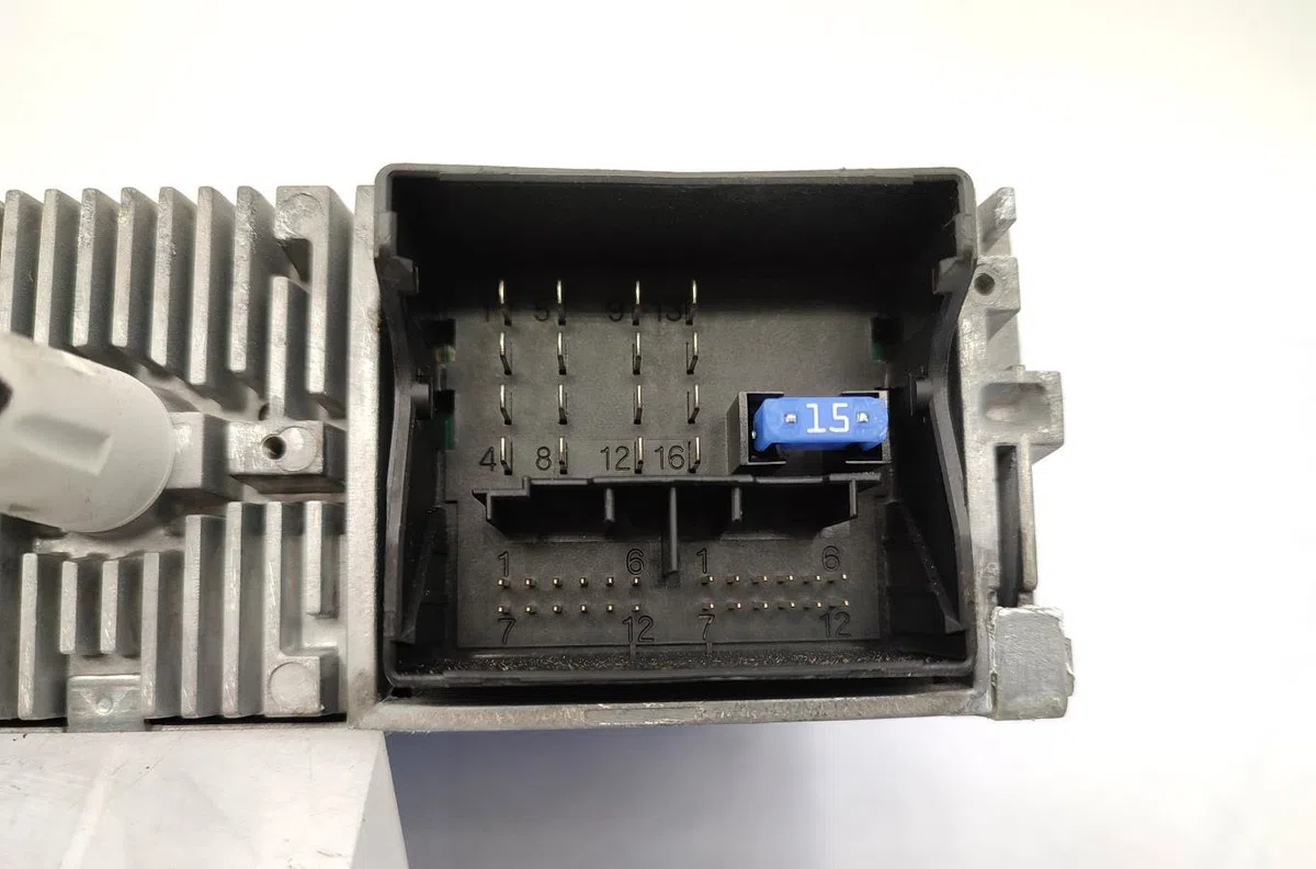 Autoradio PEUGEOT 308 2 SW PHASE 1 BREAK occasion