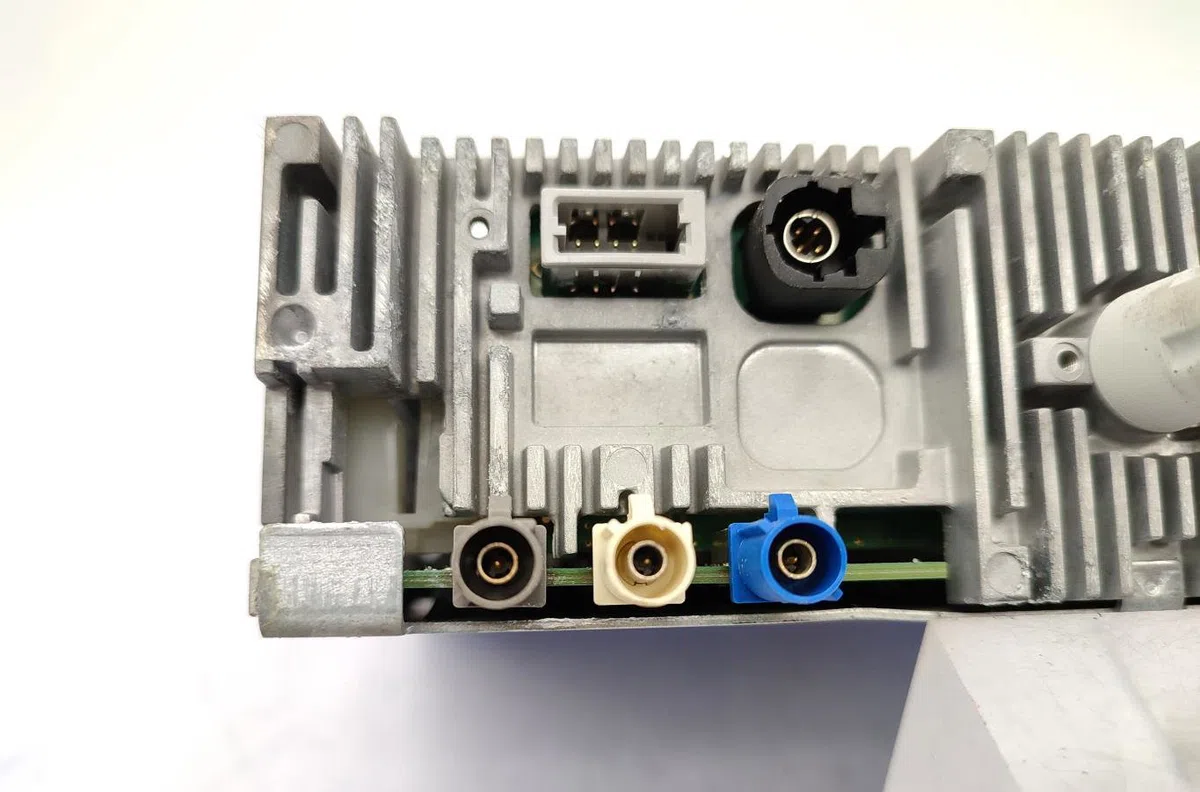 Autoradio PEUGEOT 308 2 SW PHASE 1 BREAK occasion