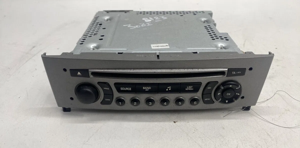 Autoradio Peugeot 308 I (4A_, 4C_) 1.6 hdi (2007-2014) 5 portes occasion