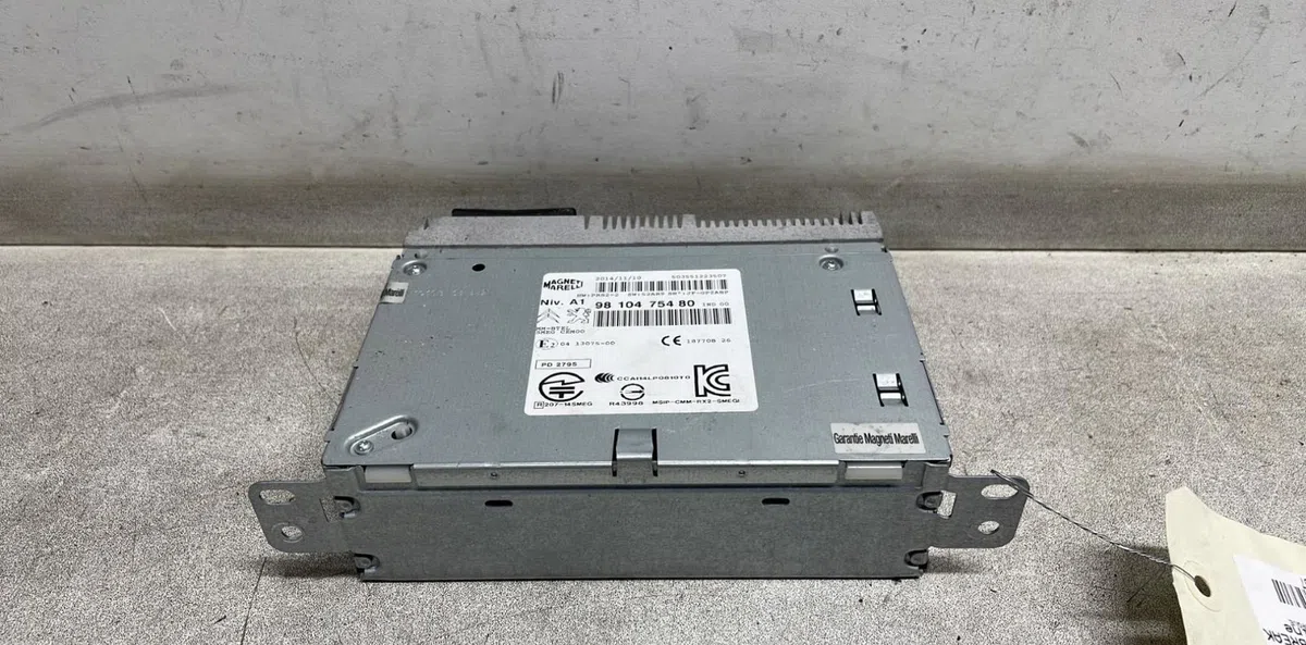 Autoradio Peugeot 308 SW II (LC_, LJ_, LR_, LX_, L4_) 1.6 hdi 92 (2014-2021) occasion