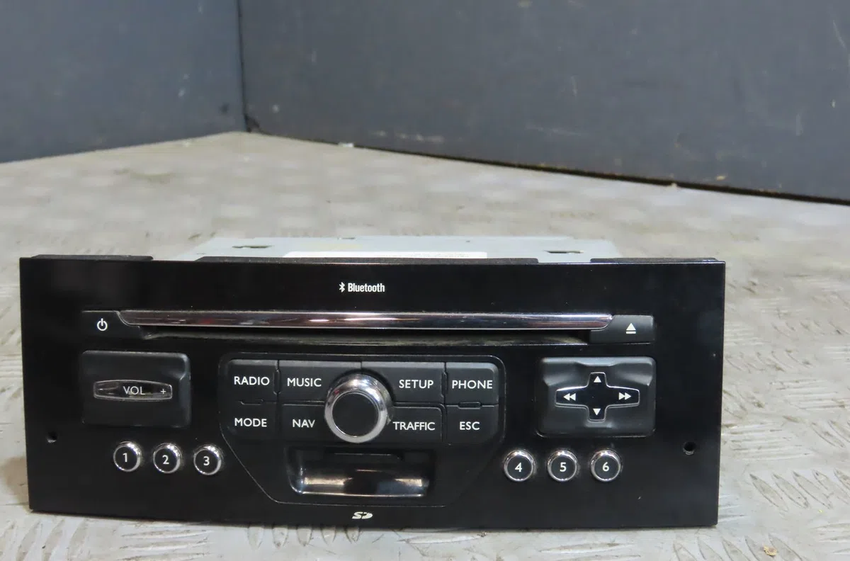 Autoradio Peugeot 407 (6D_) 1.6 hdi 110 (6d9hzc, 6d9hyc) (2004-2010) occasion