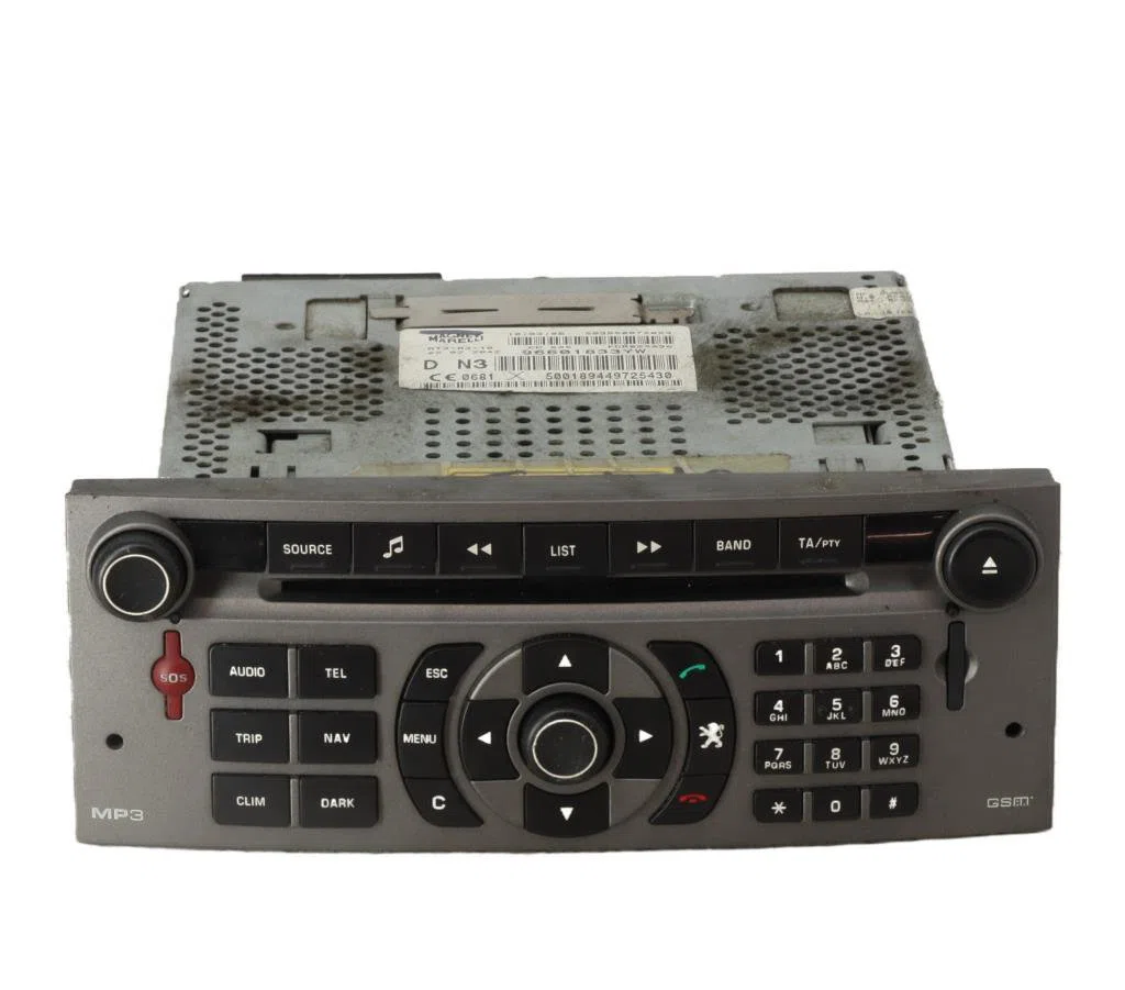 Autoradio Peugeot 407 (6D_) 2.0 hdi 135 (6drhrh, 6drhre, 6drhrg, 6drhrj) (2004-2010) 4 portes occasion