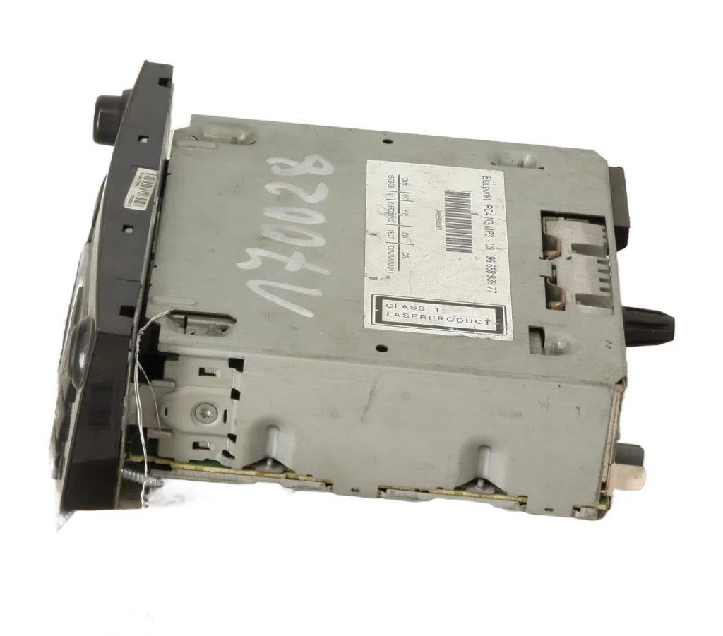 Autoradio Peugeot 407 SW (6E_) 1.6 hdi 110 (2004-2010) 5 portes occasion