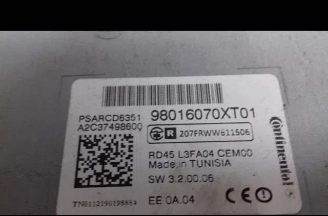 Autoradio Peugeot 5008 (0U_, 0E_) 1.6 hdi (2010-2017) 5 portes occasion
