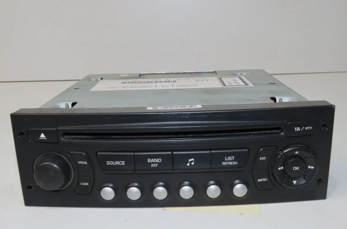 Autoradio Peugeot 5008 (0U_, 0E_) 1.6 hdi (2010-2017) 5 portes occasion