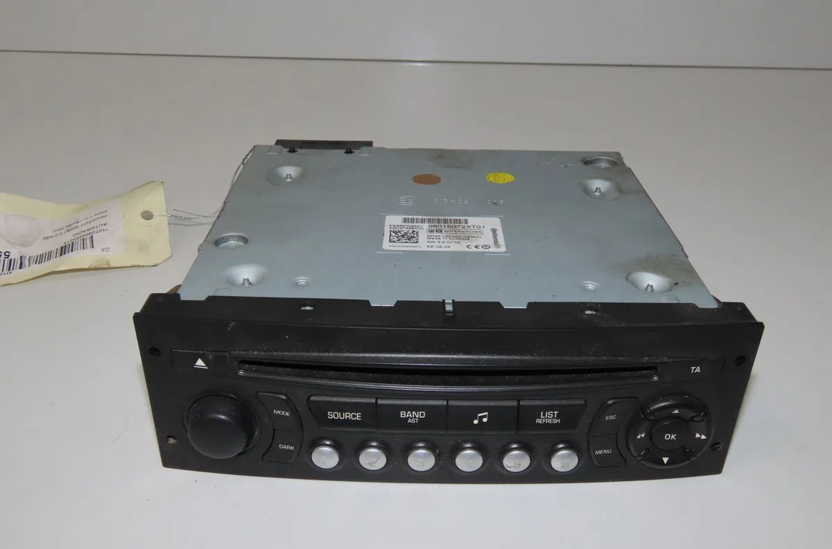 Autoradio Peugeot 5008 (0U_, 0E_) 2.0 hdi (2009-2017) occasion