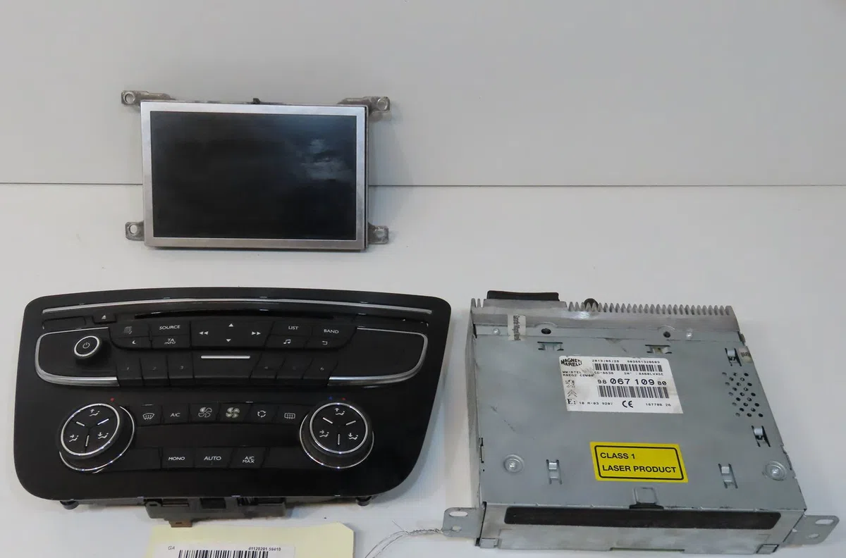 Autoradio Peugeot 508 I (8D_) 2.0 hdi (2010-2018) occasion