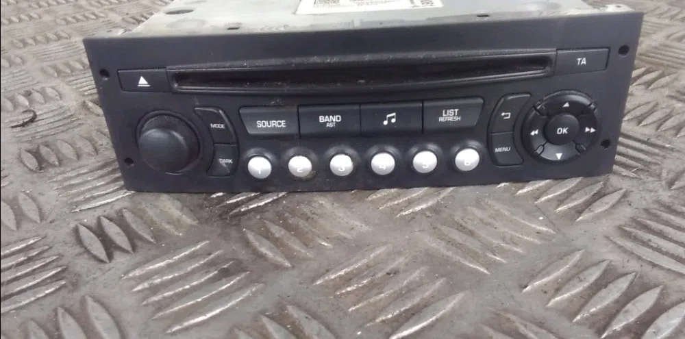 Autoradio Peugeot EXPERT Camionnette (VF3A_, VF3U_, VF3X_) 2.0 hdi 130 (2011) occasion