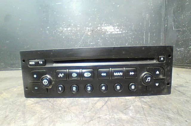 Autoradio Peugeot PARTNER Camionnette-Monospace (5_, G_) 2.0 hdi (2000-2008) 3 portes occasion