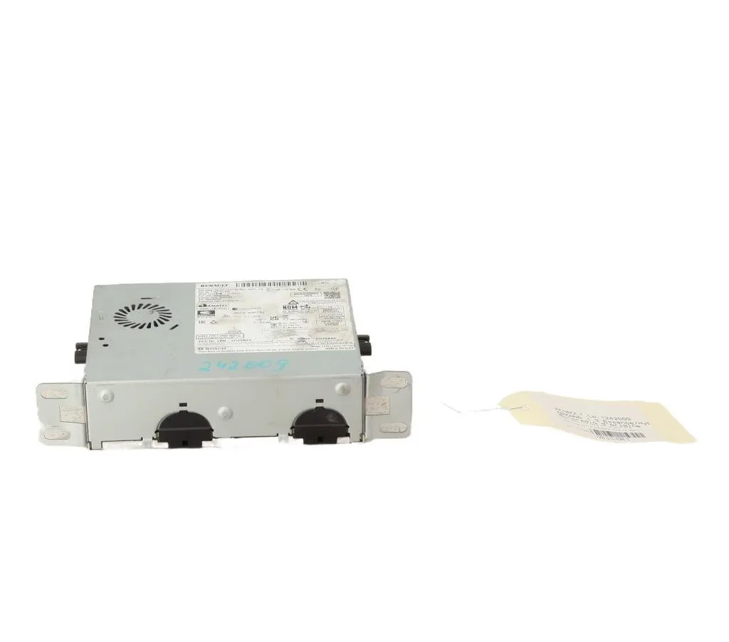 Autoradio Renault ARKANA I (LCM_, LDN_) 1.3 tce 140 (ldn0) (2020) 5 portes occasion