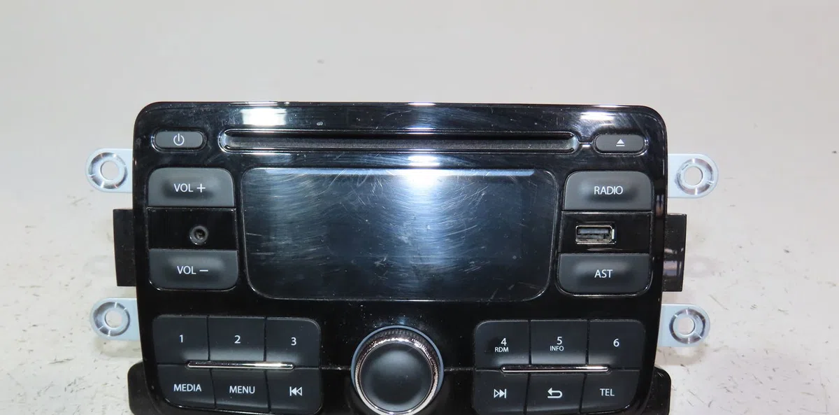Autoradio Renault CAPTUR I (J5_, H5_) 0.9 tce 90 (2013) 5 portes occasion