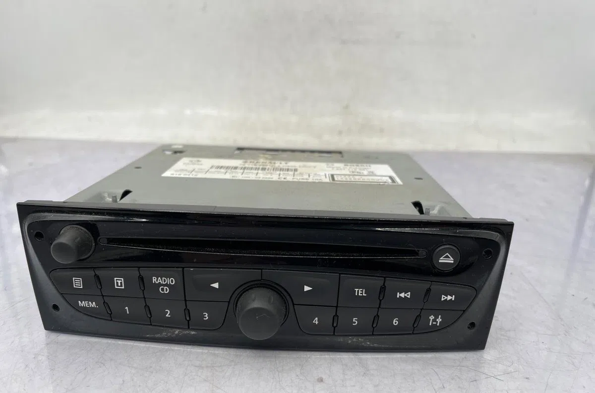 Autoradio RENAULT CLIO 3 PHASE 2 occasion