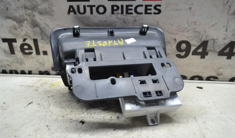 Autoradio RENAULT CLIO 3 PHASE 2 occasion