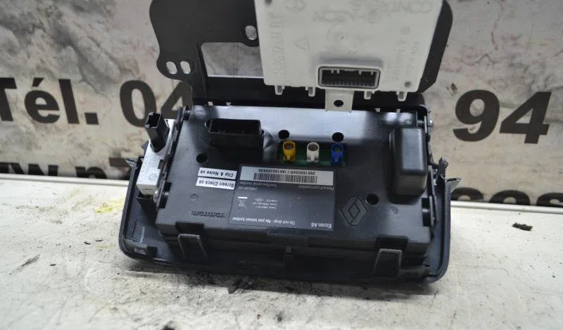 Autoradio RENAULT CLIO 3 PHASE 2 occasion