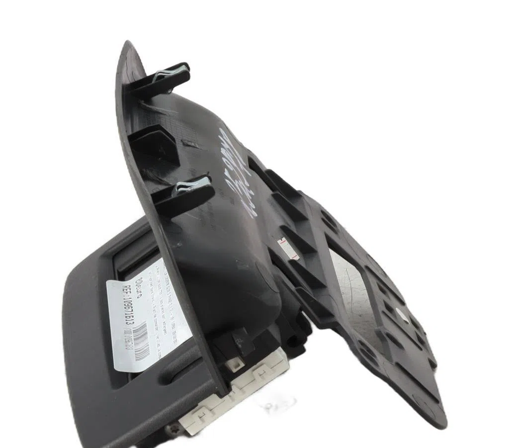 Autoradio Renault CLIO III (BR0-1, CR0-1) 1.2 16v (2010-2014) occasion