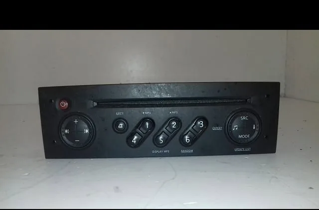 Autoradio Renault CLIO III (BR0-1, CR0-1) 1.4 16v (2005-2012) occasion