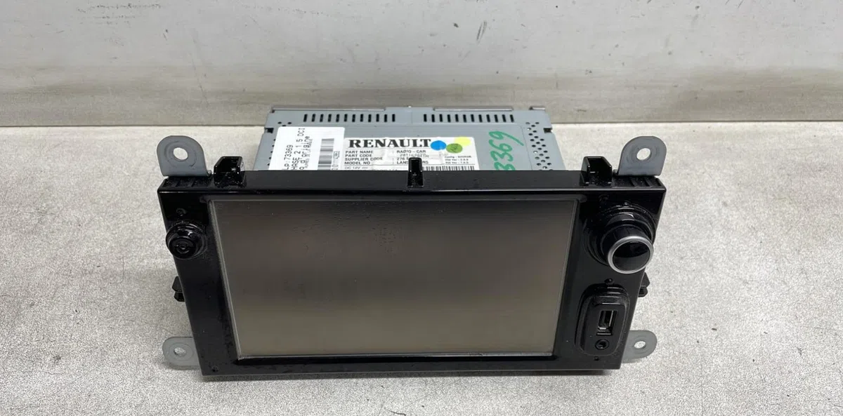 Autoradio Renault CLIO IV (BH_) 1.5 dci 90 (2012) 5 portes occasion