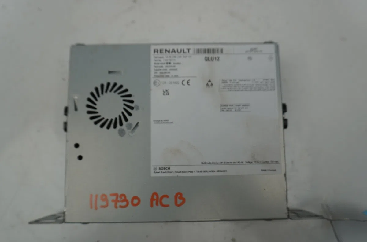 Autoradio Renault CLIO V (B7_) 1.6 e-tech 145 (b7mu) (2022) occasion