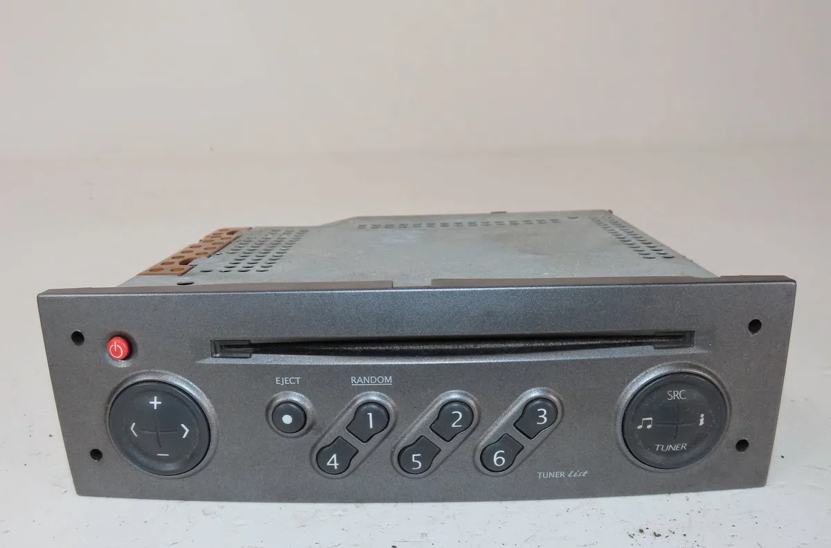 Autoradio Renault GRAND SCÉNIC II (JM0-1_) 1.9 dci (jm0g, jm12, jm1g, jm2c) (2004-2006) occasion