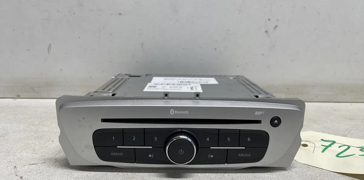 Autoradio Renault GRAND SCÉNIC III (JZ0-1_) 1.5 dci (2009) 5 portes occasion