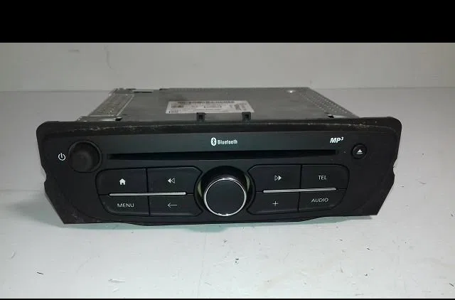 Autoradio Renault KANGOO - GRAND KANGOO II (KW0-1_) 1.5 dci 90 (kw05, kw08, kw0g, kw11) (2008) occasion