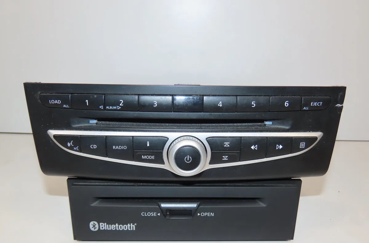 Autoradio Renault KOLEOS I (HY_) 2.0 dci 4x4 (hy0k) (2008) occasion