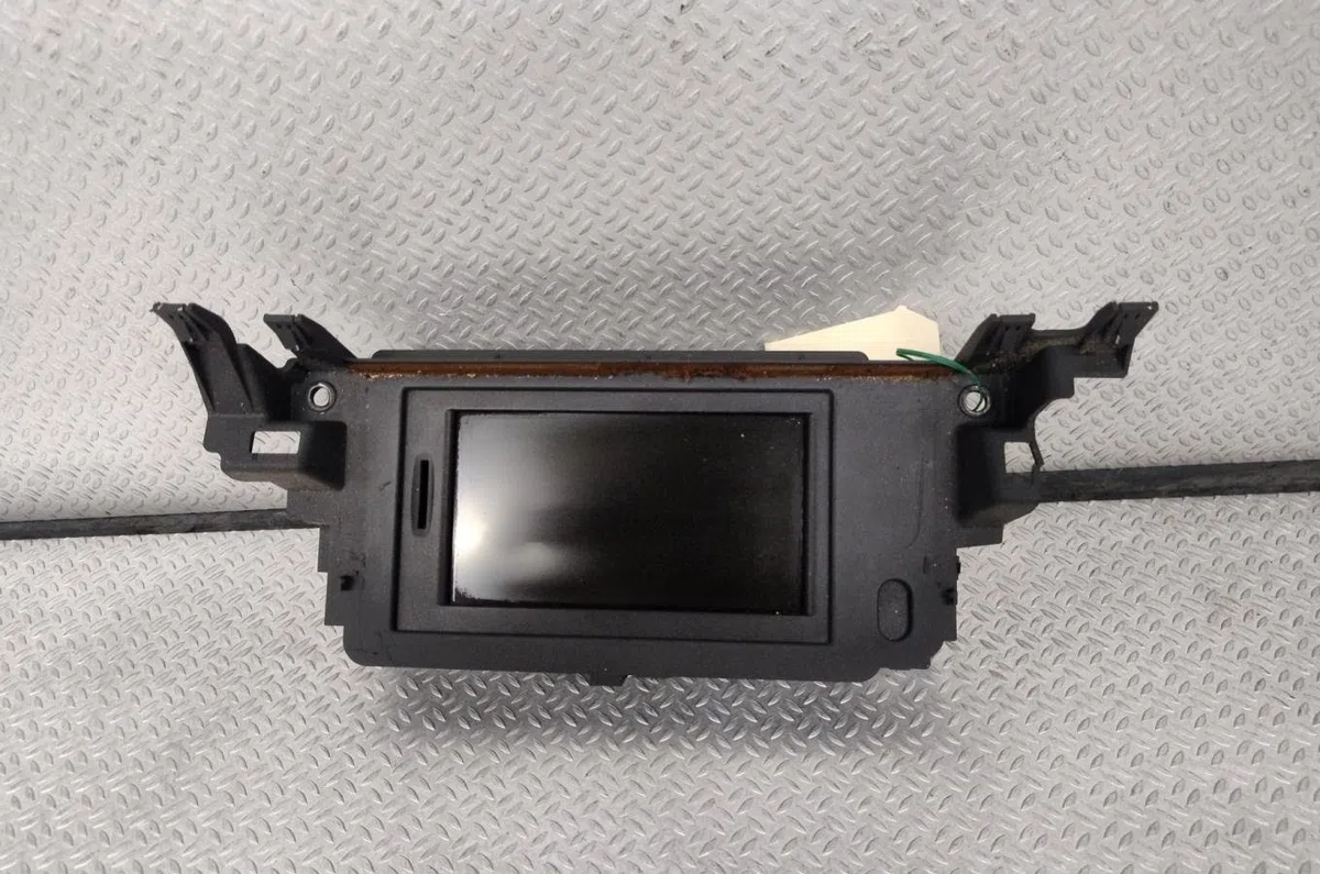 Autoradio Renault LAGUNA Coupé (DT0-1) 2.0 dci (dt01, dt08, dt09, dt0k, dt12, dt1c, dt1d, dt1m,... (2008-2015) 2 portes 