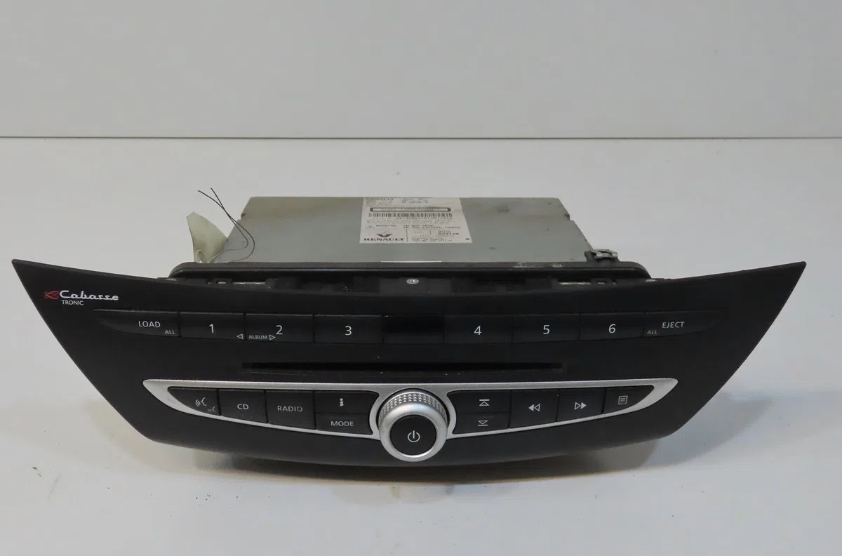 Autoradio Renault LAGUNA III (BT0-1) 2.0 dci (bt01, bt08, bt09, bt0e, bt0k, bt12, bt1c, bt1d,... (2007-2015) 5 portes oc