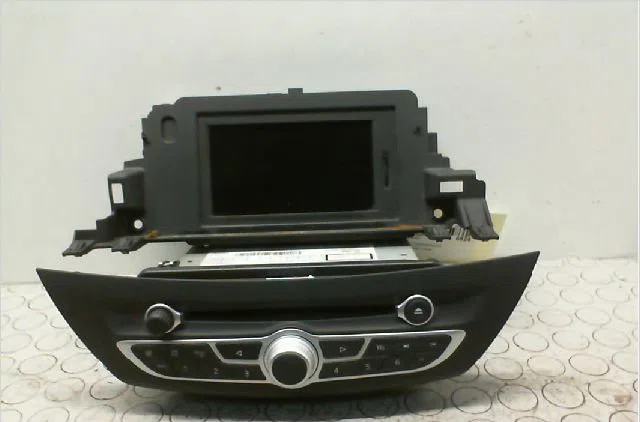 Autoradio RENAULT LAGUNA III Phase 1 COUPE 08-2008--03-2013 2.0 DCI 150ch occasion
