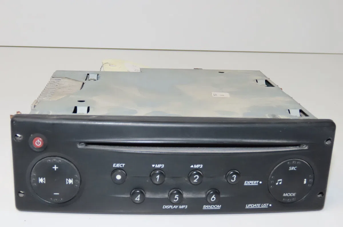 Autoradio Renault MASTER II Camionnette (FD) 2.5 dci (2006-2010) occasion
