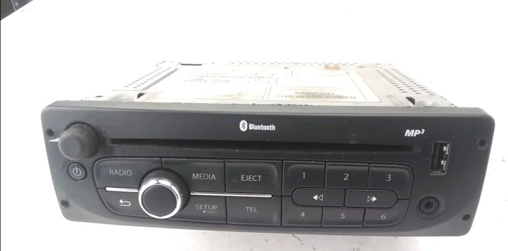 Autoradio Renault MASTER III Camionnette (FV) 2.3 dci 125 rwd (fv0c, fv0d, fv0h, fv0j, fv0a, fv0k) (2010) occasion