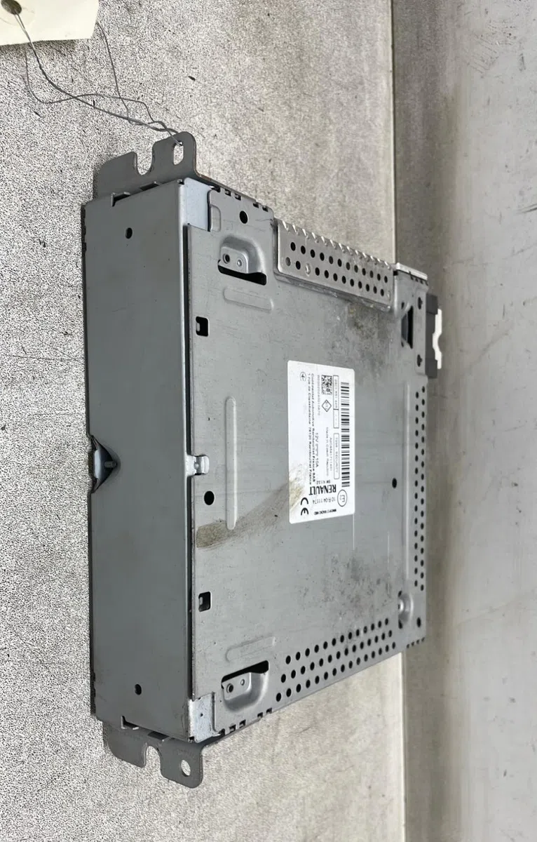 Autoradio Renault MASTER III Camionnette (FV) 2.3 dci 135 fwd (fv0n, fv08) (2014) occasion