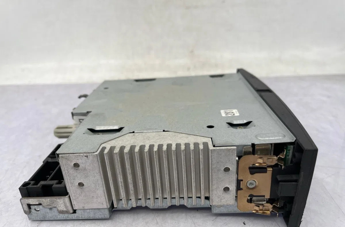 Autoradio RENAULT MEGANE 2 PHASE 2 BREAK occasion
