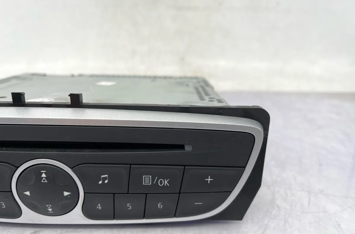 Autoradio RENAULT MEGANE 3 PHASE 1 occasion