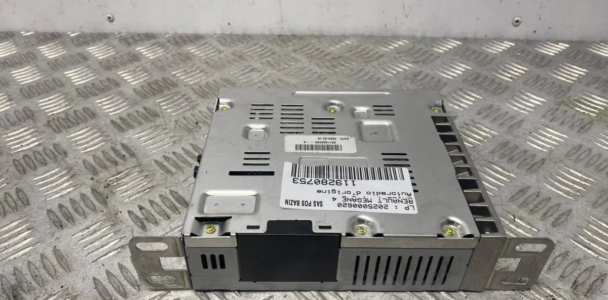 Autoradio RENAULT MEGANE 4 PHASE 1 occasion
