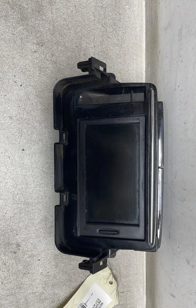 Autoradio Renault MEGANE III 3-5 portes (BZ0-1_, B3_) 1.5 dci (bz09, bz0d, bz1w, bz29, bz14) (2009) 5 portes occasion
