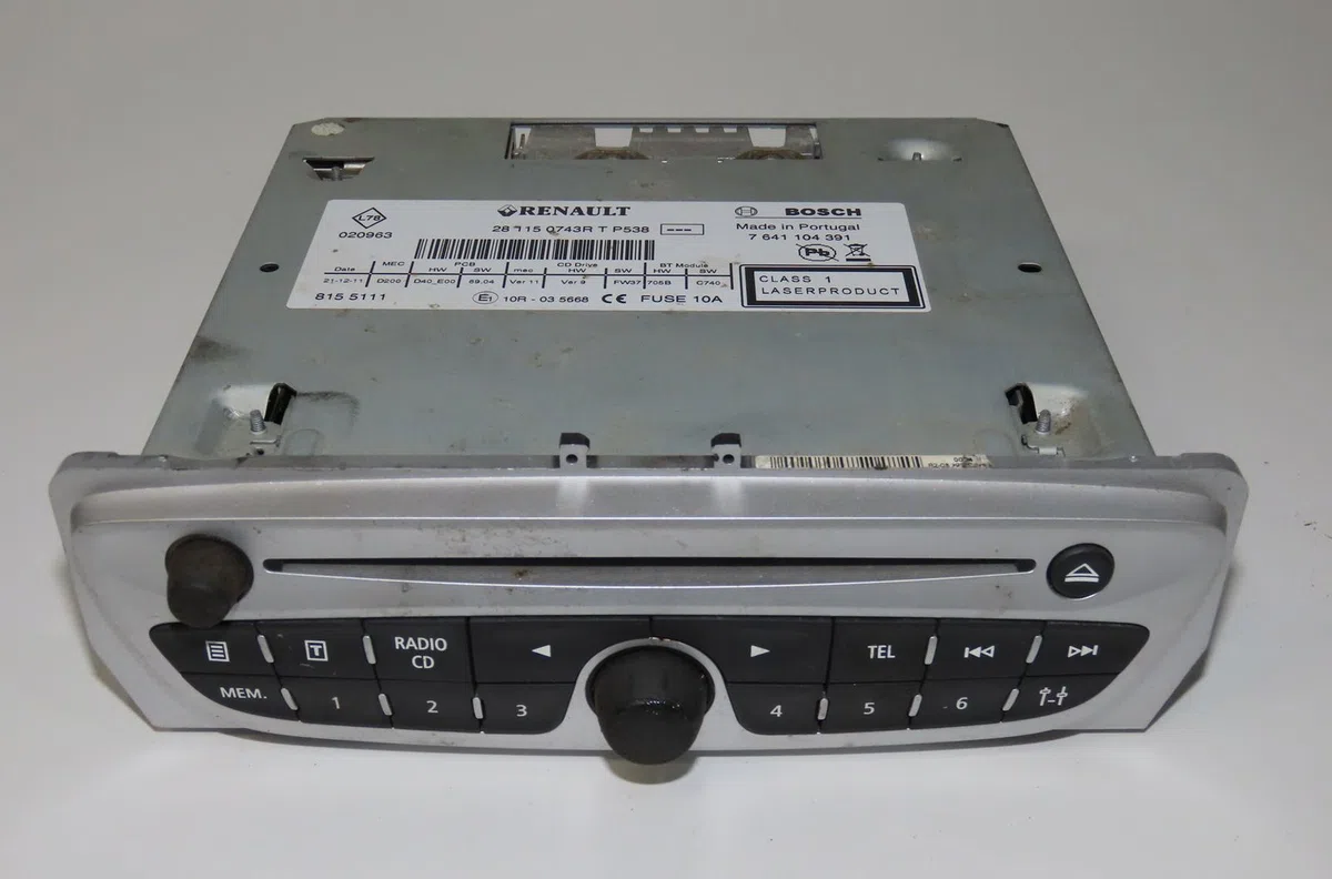 Autoradio Renault MEGANE III Grandtour (KZ0-1) 1.5 dci (kz0c, kz1a) (2009) occasion