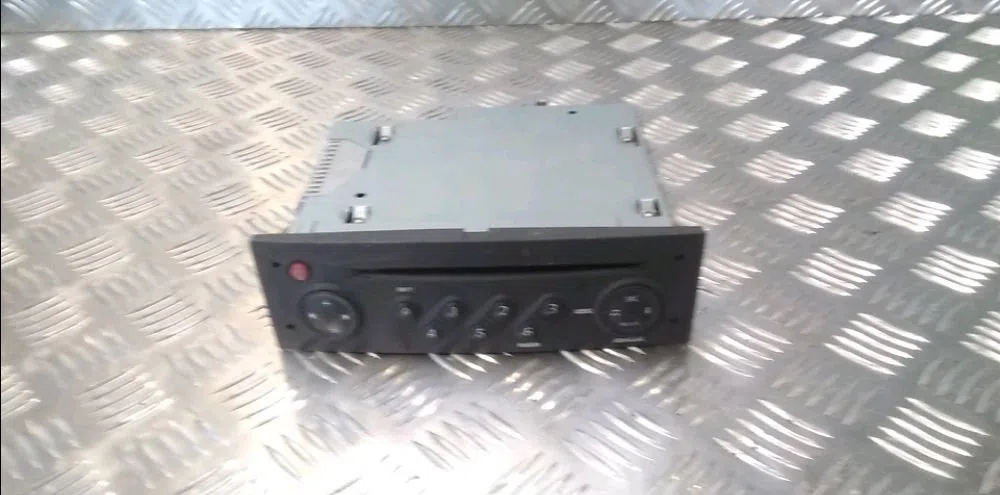 Autoradio Renault MODUS - GRAND MODUS (F-JP0_) 1.5 dci (fp0f, jp0f) (2004) 5 portes occasion