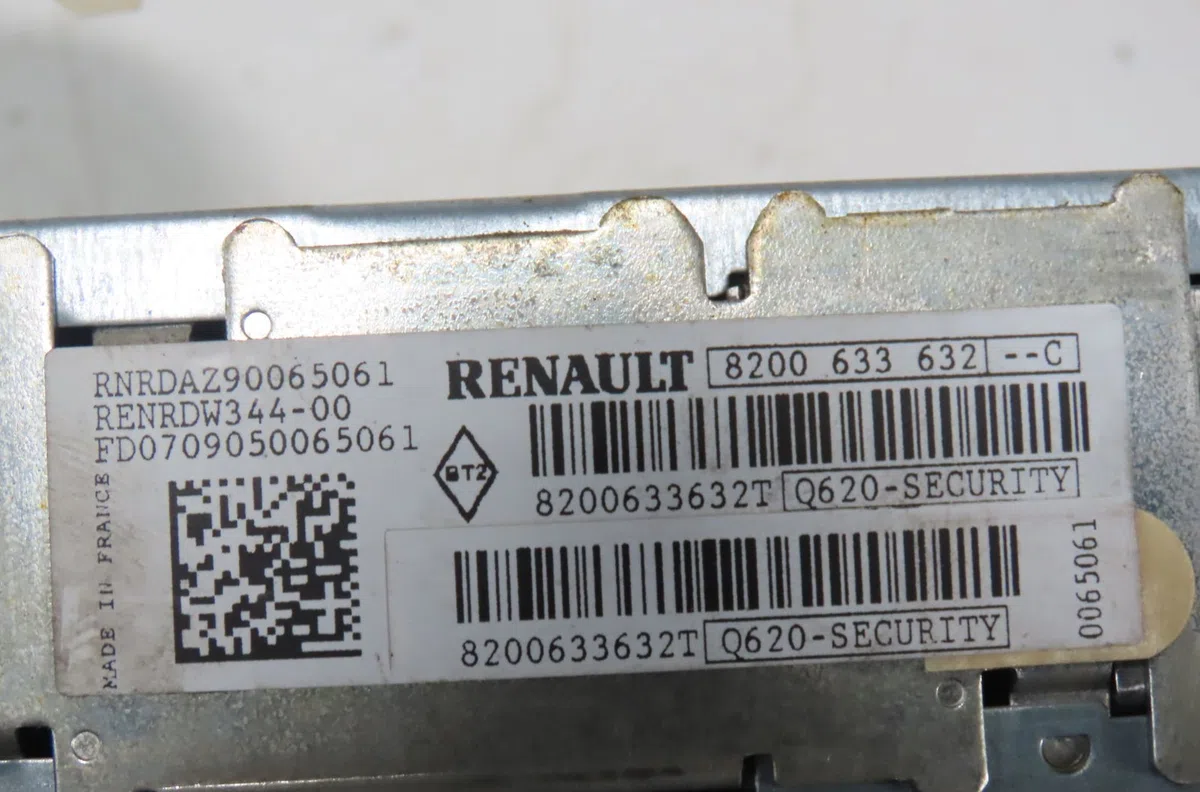 Autoradio Renault MODUS - GRAND MODUS (F-JP0_) 1.5 dci (fp0f, jp0f) (2004) 5 portes occasion