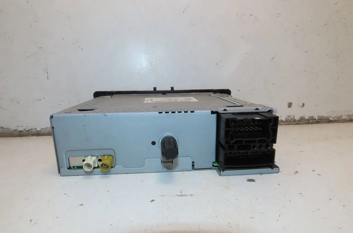 Autoradio Renault SCÉNIC III (JZ0-1_) 1.5 dci (2009) 5 portes occasion