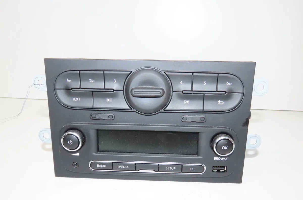Autoradio Renault TWINGO III (BCM_, BCA_) 1.0 sce 70 (bcmb) (2015) 5 portes occasion