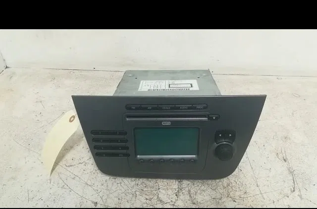 Autoradio Seat ALTEA XL (5P5, 5P8) 1.9 tdi (2006-2010) 5 portes occasion
