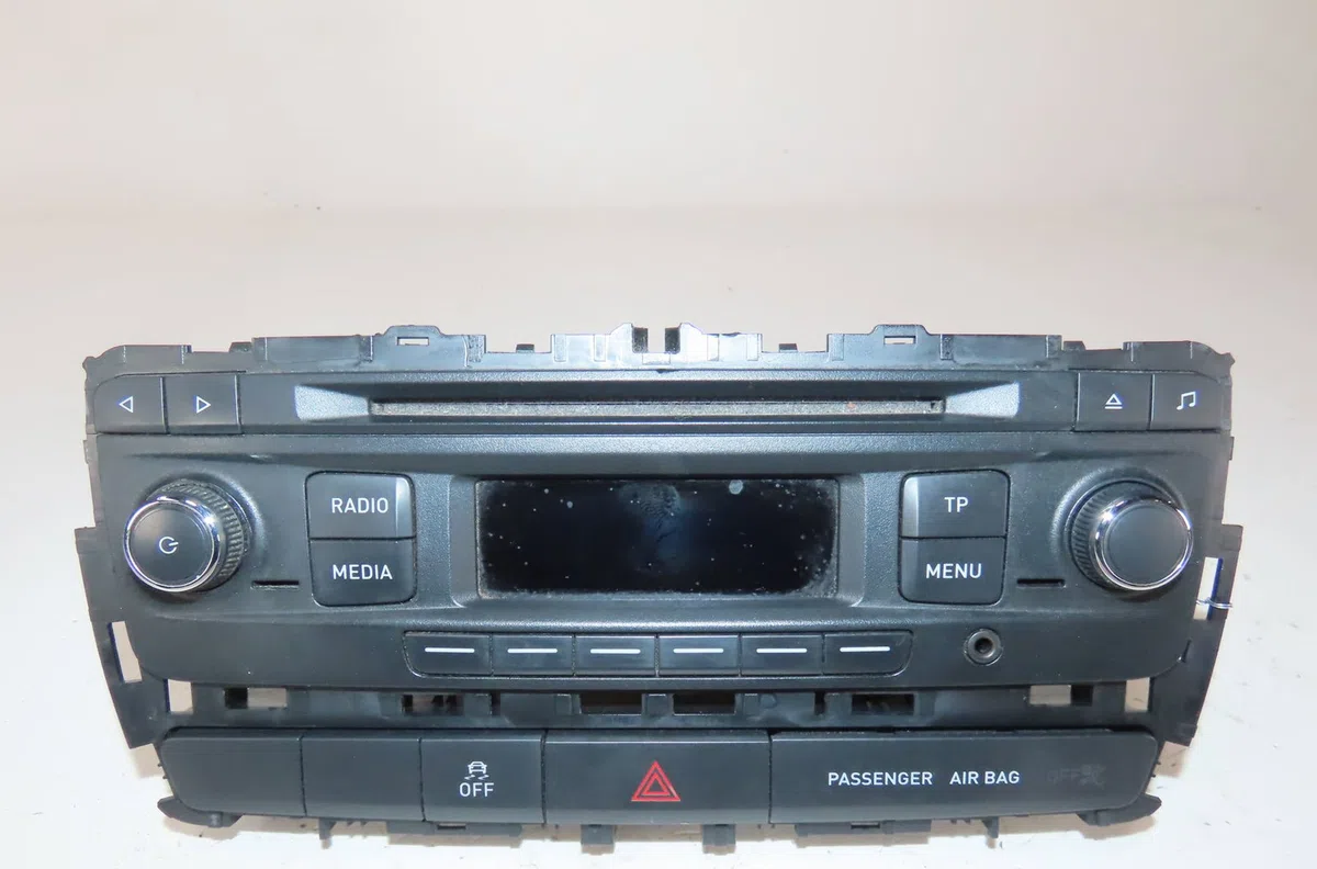 Autoradio Seat IBIZA IV (6J5, 6P1) 1.2 tsi (2010-2012) occasion